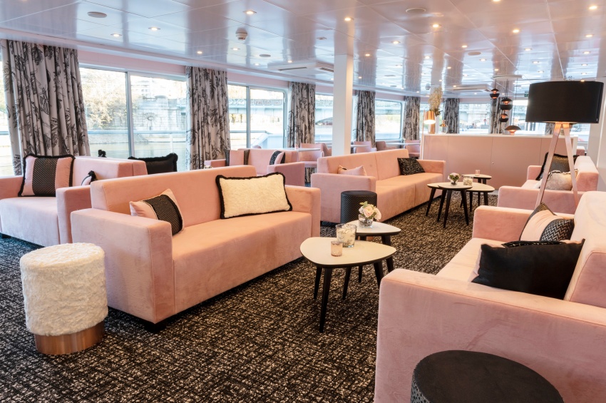 renoir lounge